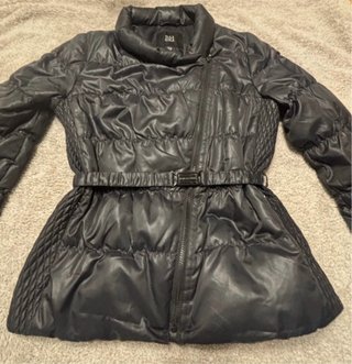 Plumífero Negro Pedro del Hierro