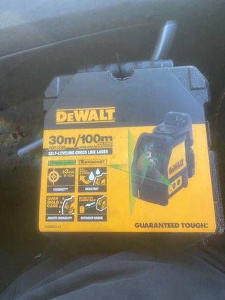 Nivel Láser Autonivelante DeWalt DW088CG-XJ