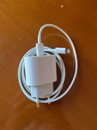 Cargador Original iPhone 13