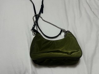 Variedad de bolsos  VER TODAS LAS FOTOS