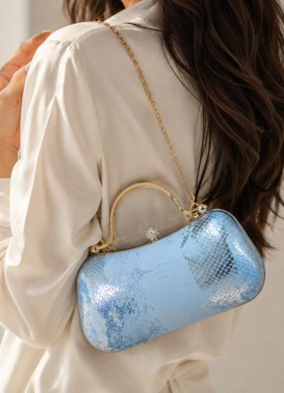 Bolso Clutch Azul con Cadena