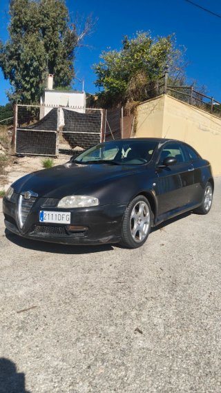 Alfa Romeo GT 2005