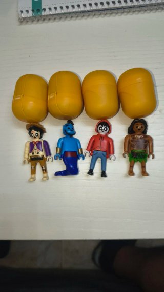 4 Figuras Kinder Sorpresa