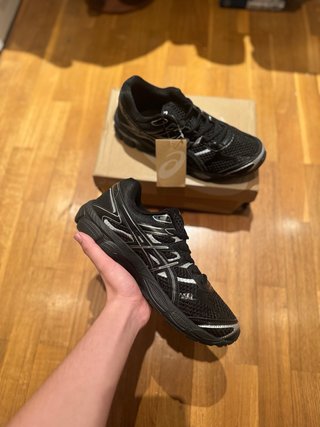 Zapatillas ASICS Gel Cumulus 16 Negras T45