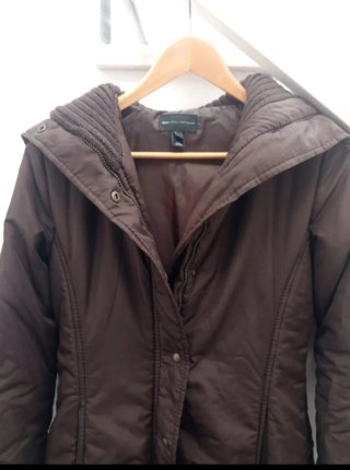 Parka 3/4 Marrón con Cuello de Lana