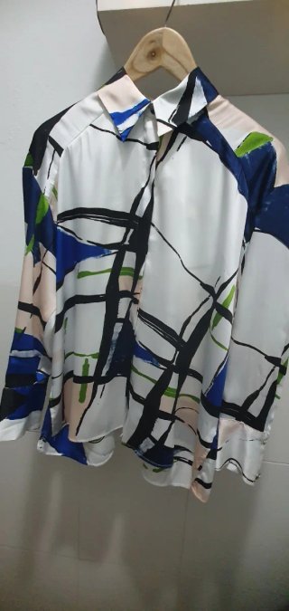 Camisa de raso Zara estampada