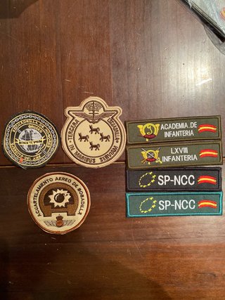 Set de 7 Parches Bordados Militares
