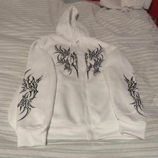 Sudadera con Capucha Blanca y Negra