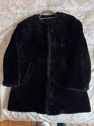 Abrigo de pelo negro Zara Talla S