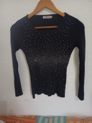Jersey Negro con Pedrería