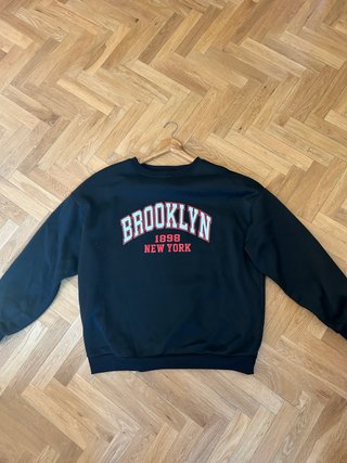 Sudadera Negra Brooklyn