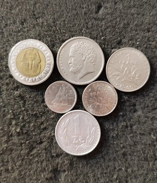 Lote de 6 monedas internacionales