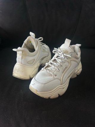 Bambas Buffalo Blancas