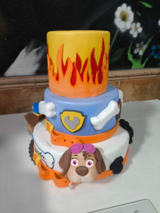 Tarta de Goma Eva Temática