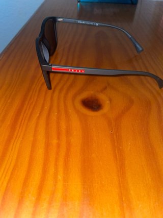 Gafas de sol Prada negras originales
