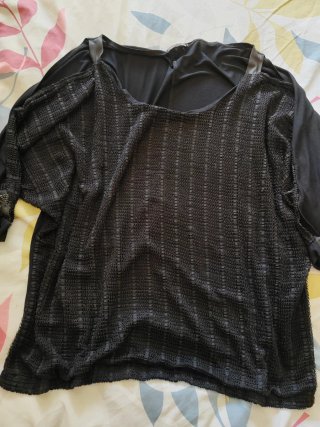 Camiseta Negra
