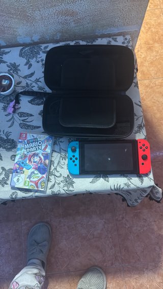Nintendo Switch con Juego Super Mario Party