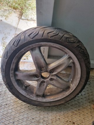 Llanta Trasera Piaggio X9.