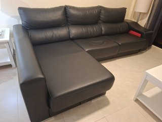 Sofá Chaise Longue de Cuero Negro