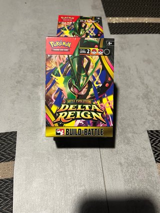 Pokémon Build & Battle Delta Reign booster bundle.