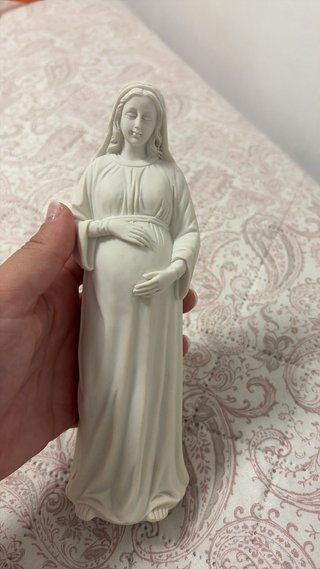 Figura de Virgen Embarazada
