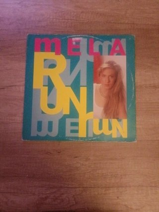 Maxi-single, Mela - Run Run