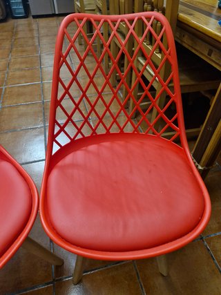 Silla de diseño roja