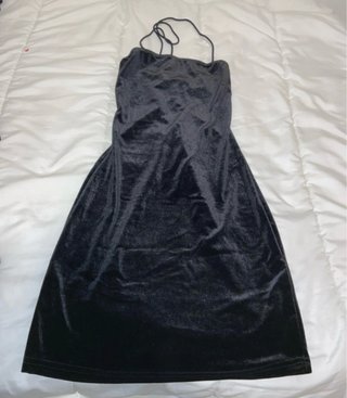 Vestido corto negro