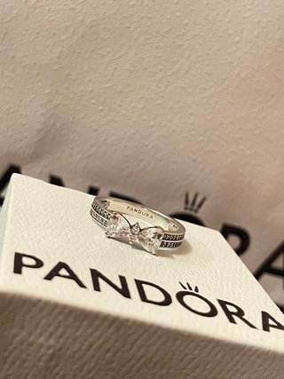 Anillo Pandora Lazo brillante con pavé