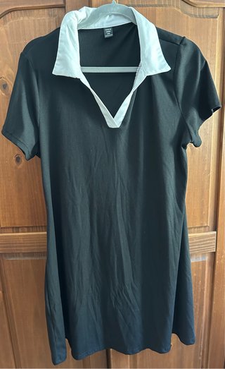 Vestido Negro con Cuello Blanco SHEIN Talla XL