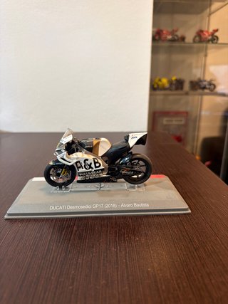 Maqueta Moto Ducati Desmosedici GP17