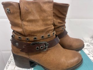 Botas Refresh Marrones Talla 40