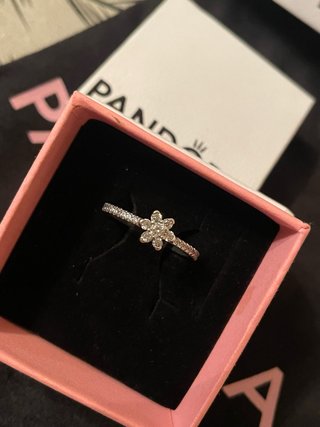 Anillo Pandora Flor Brillante Pavé