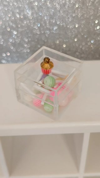 Caja de Miniaturas para Barbie 2 cm