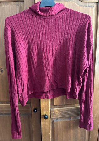 Top Burdeos Cuello Alto Lefties Talla L