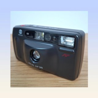 Cámara analógica Minolta Riva AF35 Impecable