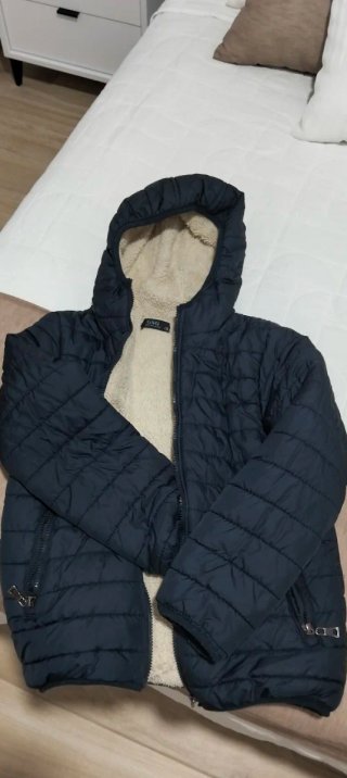 Chaquetón azul marino con forro de pelo T-10/12