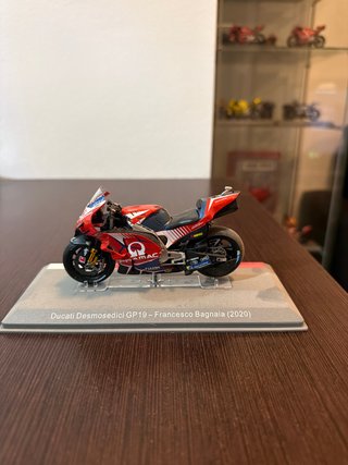 Maqueta Ducati Desmosedici GP19 - F. Bagnaia