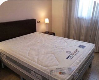 Colchón 150cm y Base Tapizada