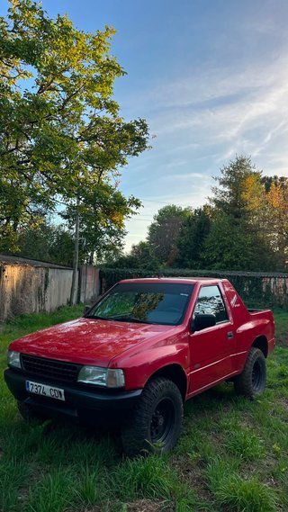 Opel Frontera 2003