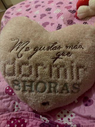Cojín de Peluche en Forma de Corazón