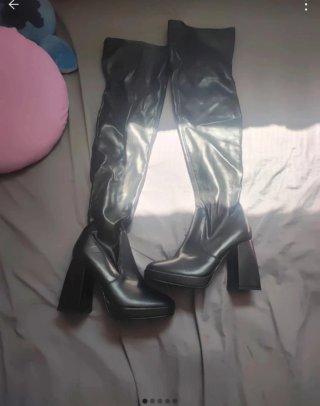 Botas Altas Negras de Tacón