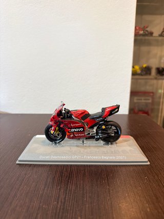 Maqueta Ducati Desmosedici GP21 - F. Bagnaia