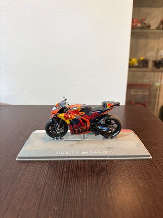 Maqueta Moto KTM RC16 Miguel Oliveira