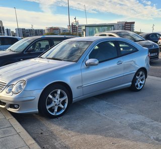Mercedes-Benz Clase C 2006