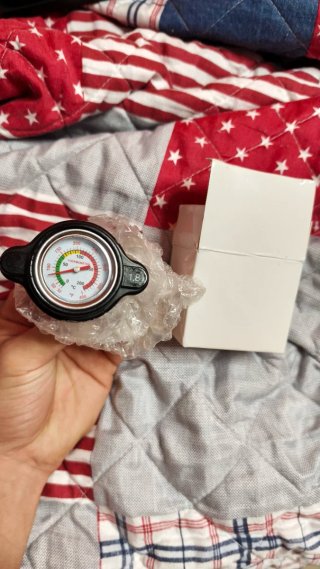 Tapón para radiador con indicador de temperatura