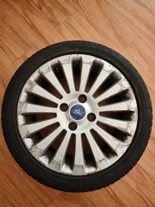 4 llantas Ford Fiesta 16 con neumáticos