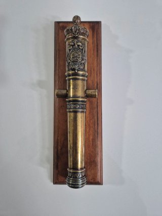 Metopa de Cañón en Bronce