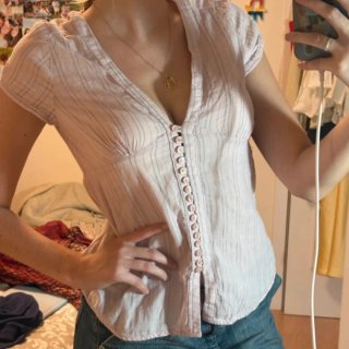 Camisa entallada rosa