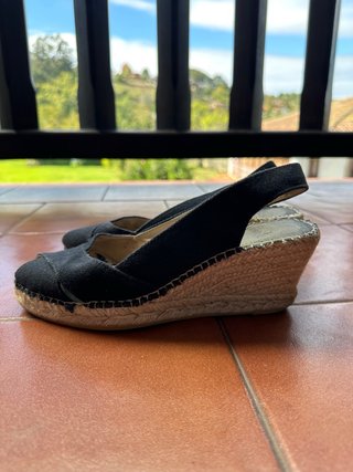 Cuñas azules marino